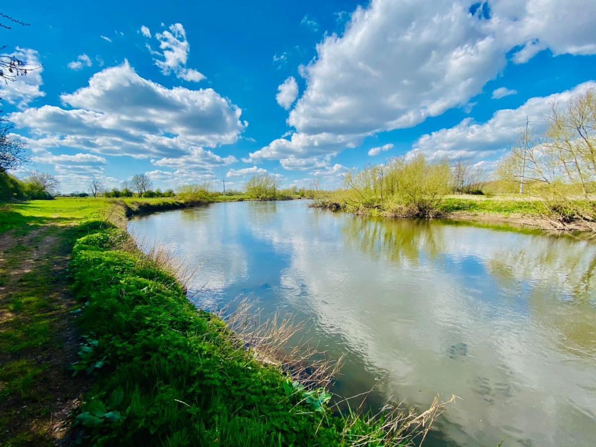 Отель The Granary Willington  Экстерьер фото